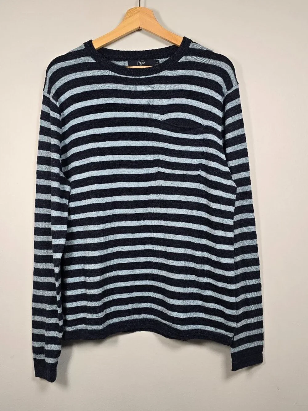 J-CREW men's cotton navy and blue striped long sleeve chest pocket knit sz M